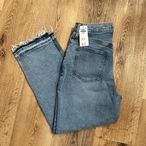 ABERCROMBIE ANKLE STRAIGHT JEANS